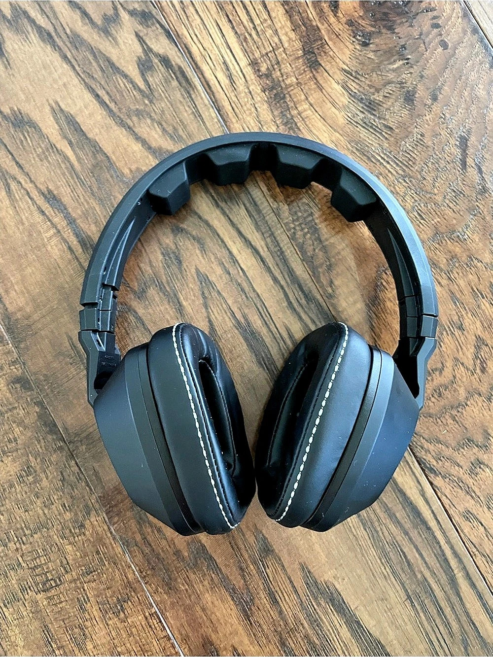 Skullcandy Crusher Wireless Over-Ear Headphones in Black